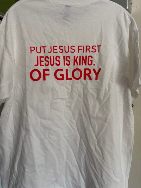 White shirt sleeve t-shirt